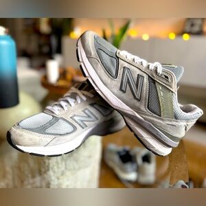 WOMEN'S NEW BALANCE 990V5 MADE IN USA Grey Sz 8